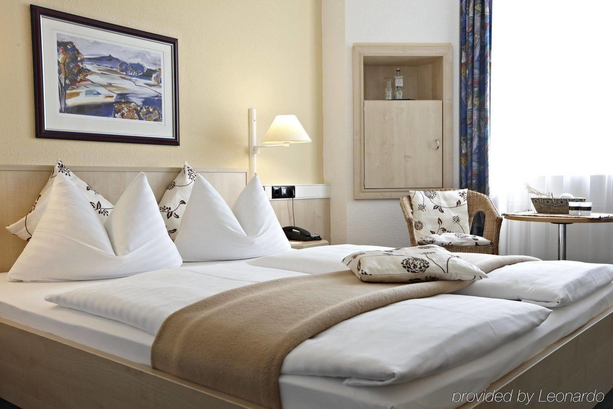 IntercityHotel Rostock Esterno foto