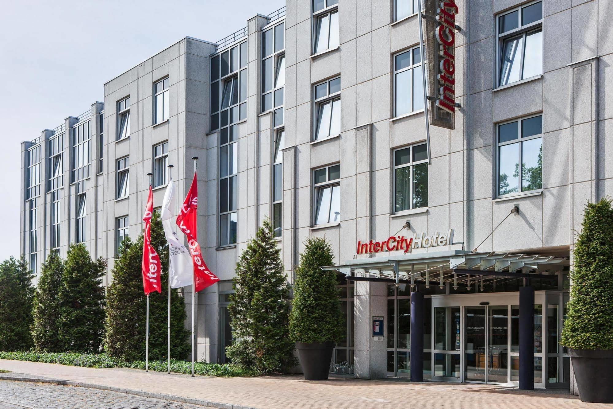 IntercityHotel Rostock Esterno foto